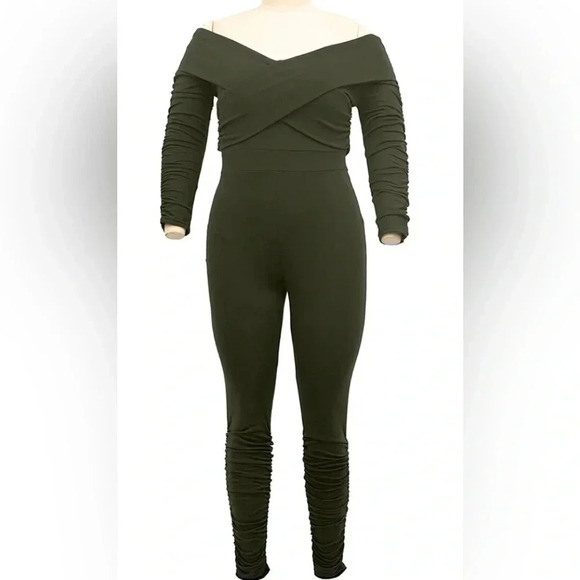 Womens Plus Size Sexy Off Shoulder Solid Color Ruched Bodycon Jumpsuits - Picture 4 of 8